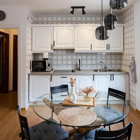 Casa Nova, 1 Min From Beach, Centre Calp