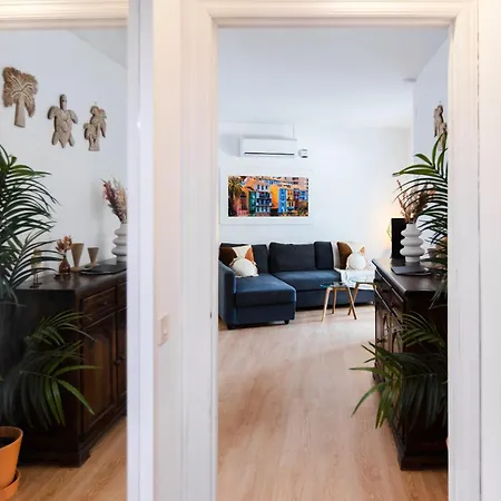 Casa Nova, 1 Min From Beach, Centre Apartment *
